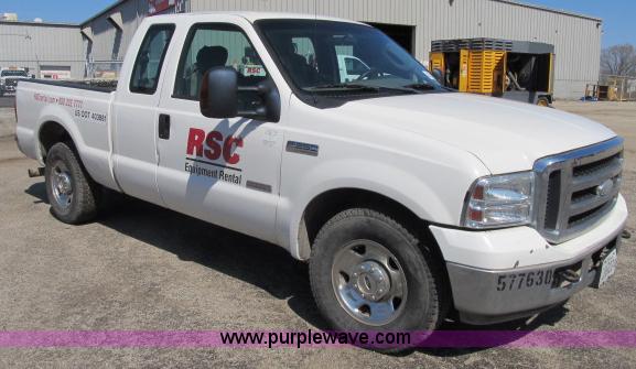 image for item B2662 2006 Ford F250 XLT Super Duty SuperCab pickup truck