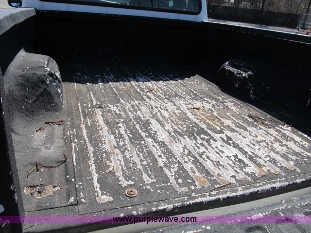 image for item B2662 2006 Ford F250 XLT Super Duty SuperCab pickup truck