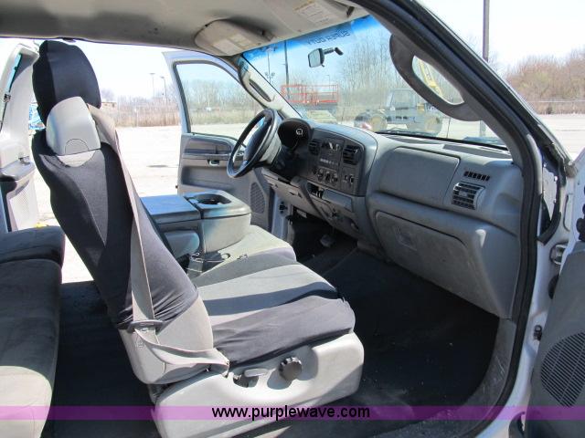 image for item B2662 2006 Ford F250 XLT Super Duty SuperCab pickup truck