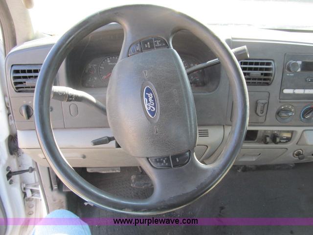 image for item B2662 2006 Ford F250 XLT Super Duty SuperCab pickup truck