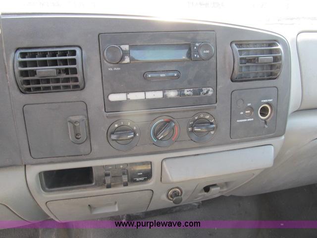 image for item B2662 2006 Ford F250 XLT Super Duty SuperCab pickup truck