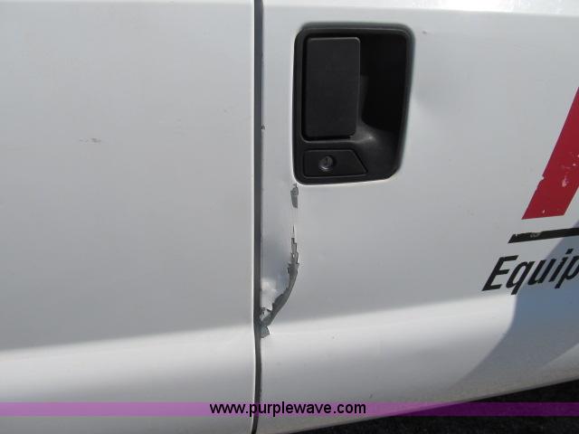 image for item B2662 2006 Ford F250 XLT Super Duty SuperCab pickup truck