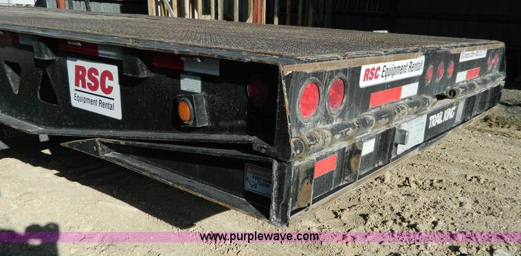 image for item B3581 2007 Trail King TK70HT-482 trailer