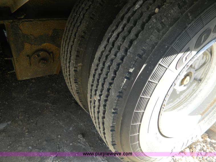 image for item B3581 2007 Trail King TK70HT-482 trailer