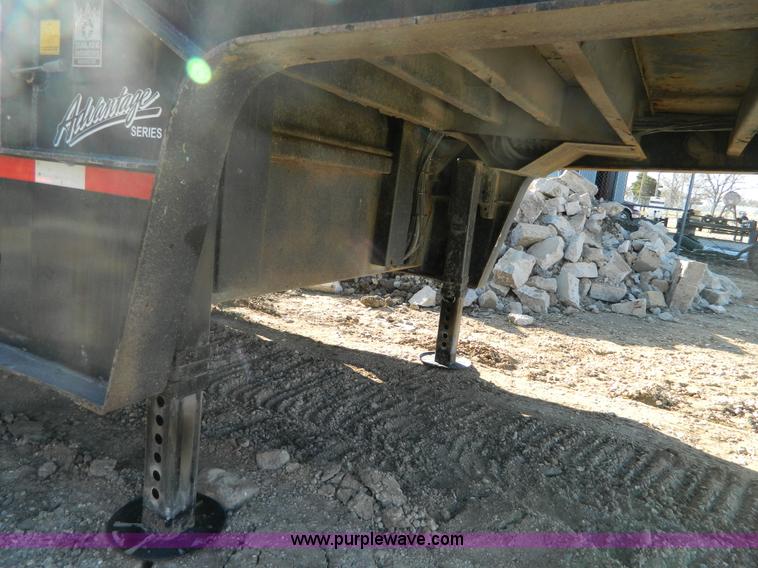 image for item B3581 2007 Trail King TK70HT-482 trailer