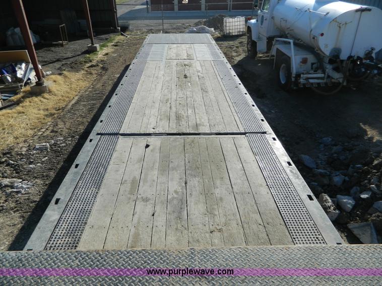 image for item B3581 2007 Trail King TK70HT-482 trailer