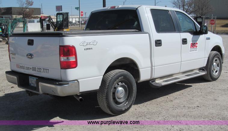 image for item B5111 2006 Ford F150XL crew cab pickup truck