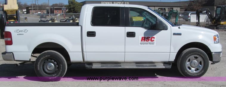 image for item B5111 2006 Ford F150XL crew cab pickup truck