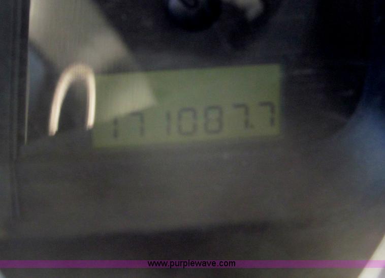 image for item B5111 2006 Ford F150XL crew cab pickup truck