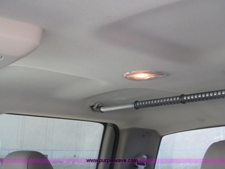 image for item B5112 2006 Ford F150 XLT crew cab pickup truck