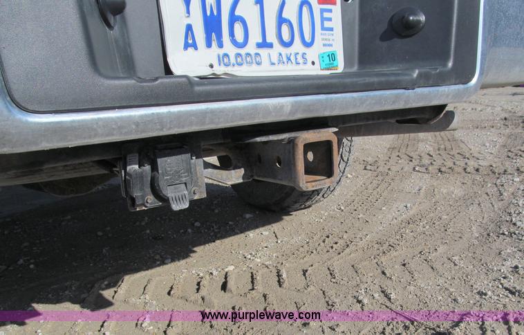 image for item B5112 2006 Ford F150 XLT crew cab pickup truck