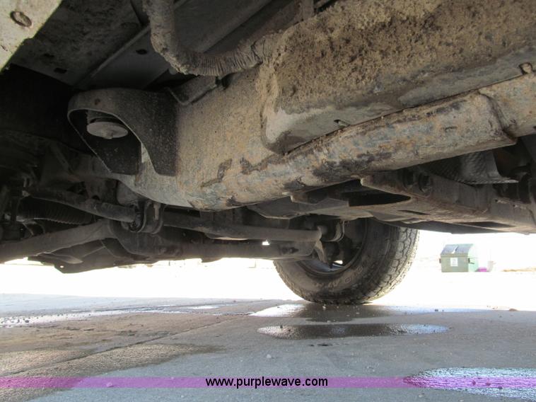 image for item B5112 2006 Ford F150 XLT crew cab pickup truck