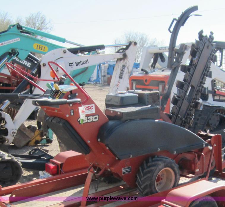 image for item B5773 2007 Ditch Witch 1330H trencher