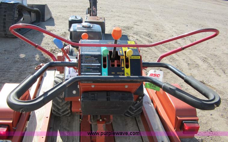 image for item B5773 2007 Ditch Witch 1330H trencher