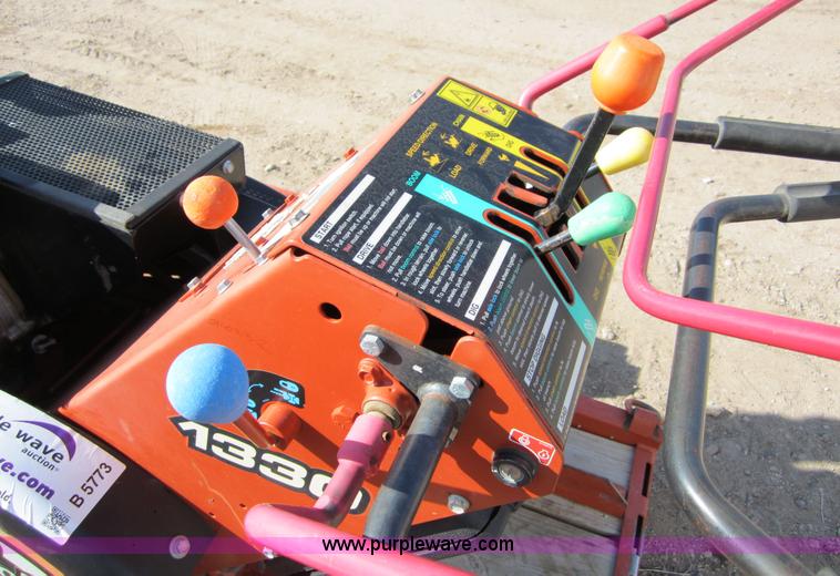 image for item B5773 2007 Ditch Witch 1330H trencher