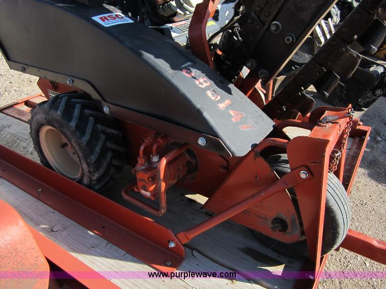 image for item B5773 2007 Ditch Witch 1330H trencher