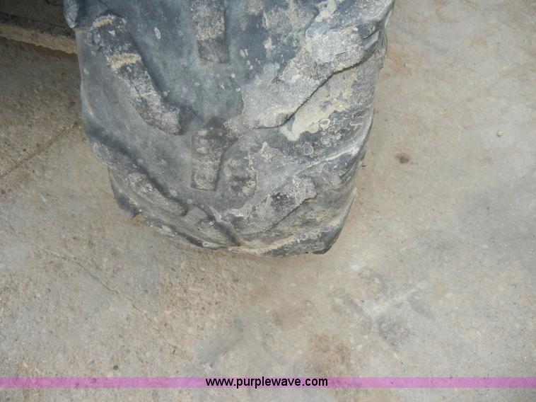 image for item C4352 2007 Club Car XRT1550G IntelliTrak utility vehicle