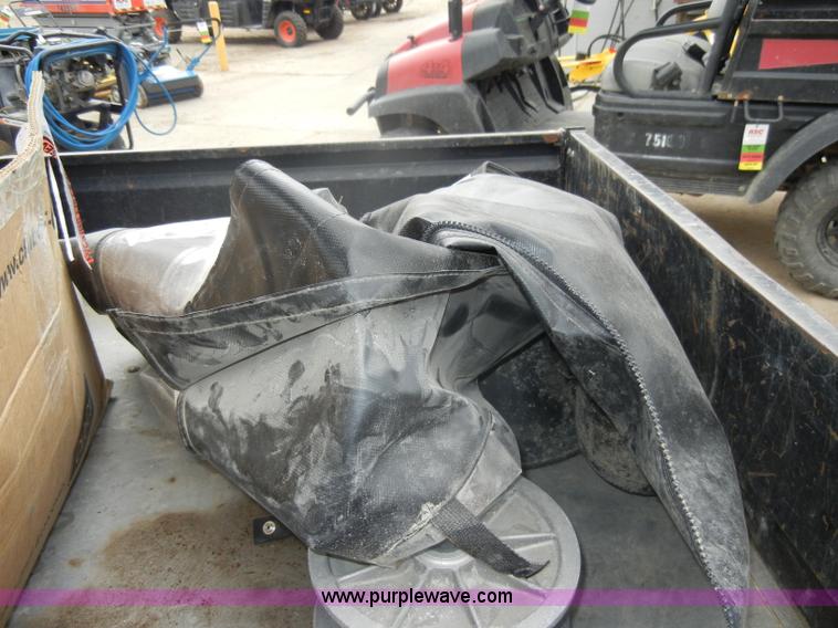 image for item C4352 2007 Club Car XRT1550G IntelliTrak utility vehicle