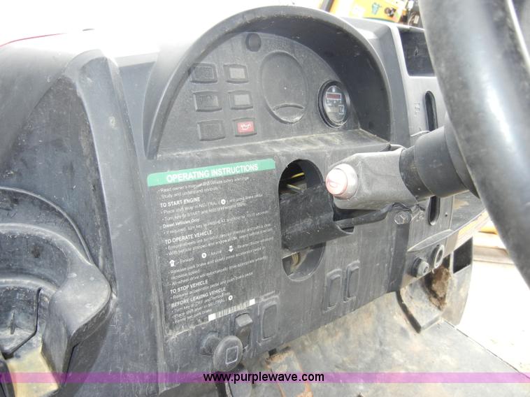 image for item C4352 2007 Club Car XRT1550G IntelliTrak utility vehicle