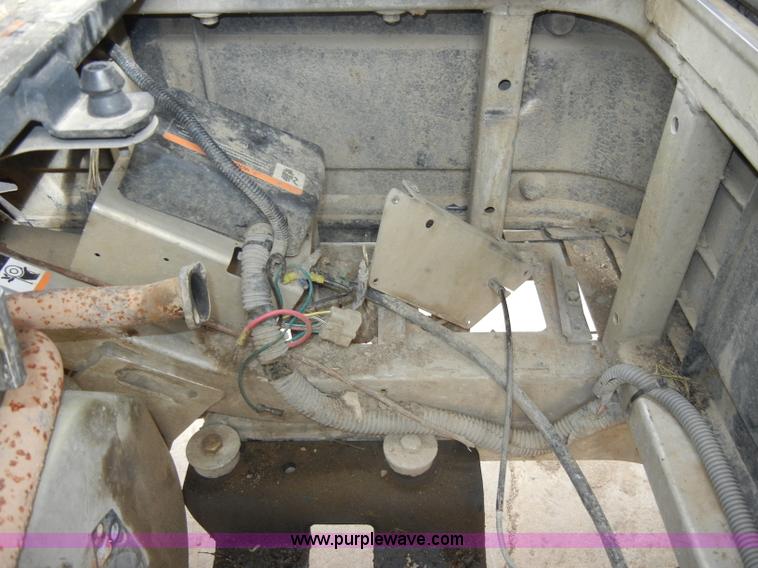 image for item C4352 2007 Club Car XRT1550G IntelliTrak utility vehicle