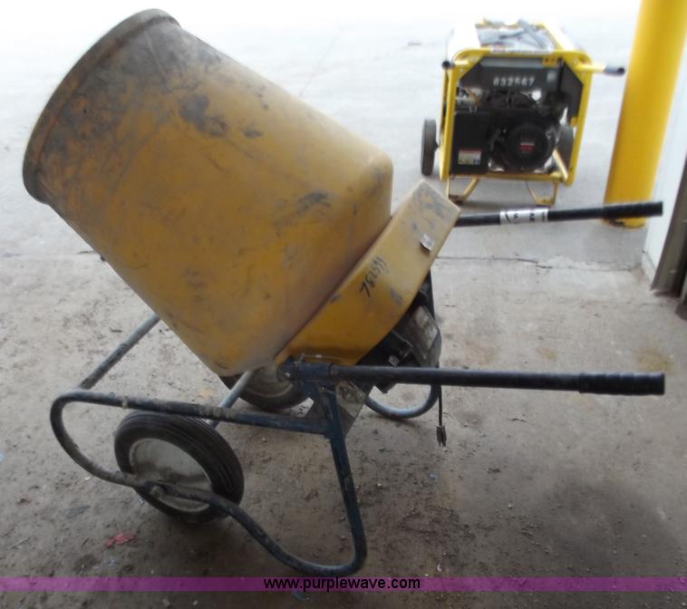 image for item D3696 Stone 250MP portable electric concrete mixer