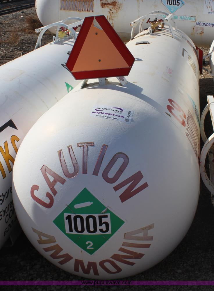 image for item A2948 1,000 gallon anhydrous ammonia tank