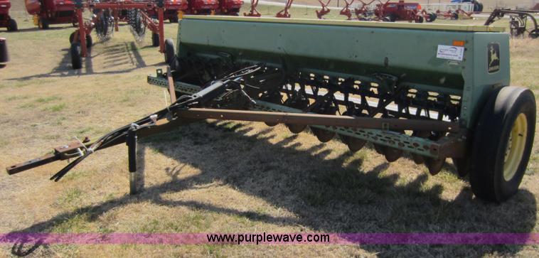 image for item A5590 John Deere 8300 20 row drill