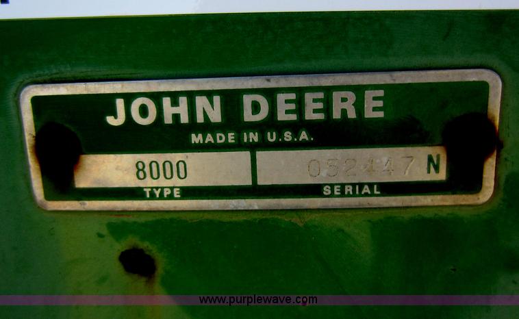 image for item A5590 John Deere 8300 20 row drill