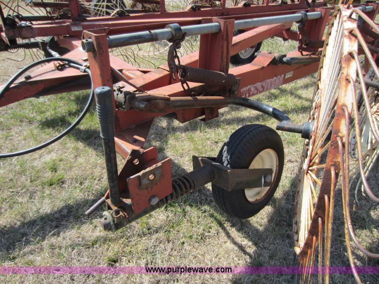 image for item A5592 Hesston 3980 12 wheel rake