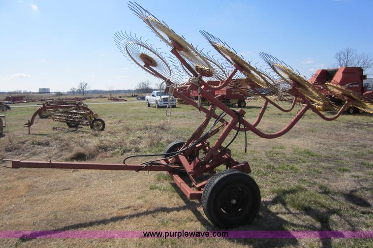 image for item A5593 Vicon 8 wheel hay rake