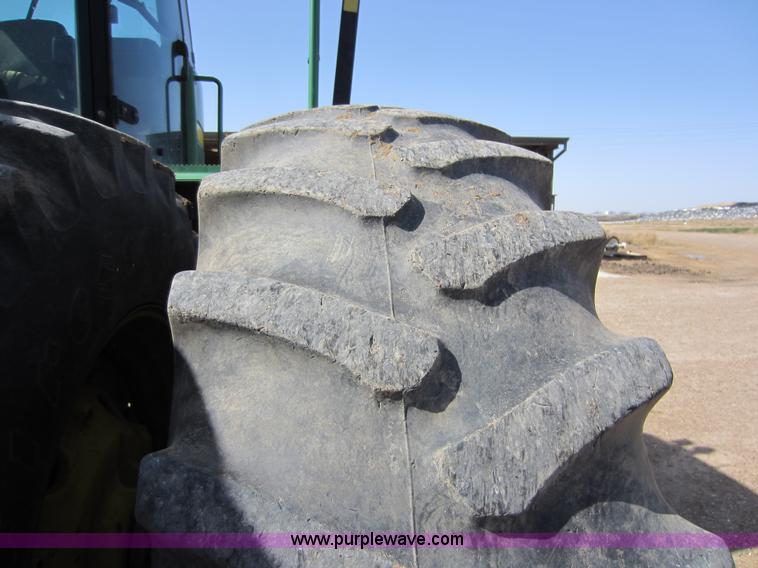 image for item A5596 1998 John Deere 9200 4WD tractor