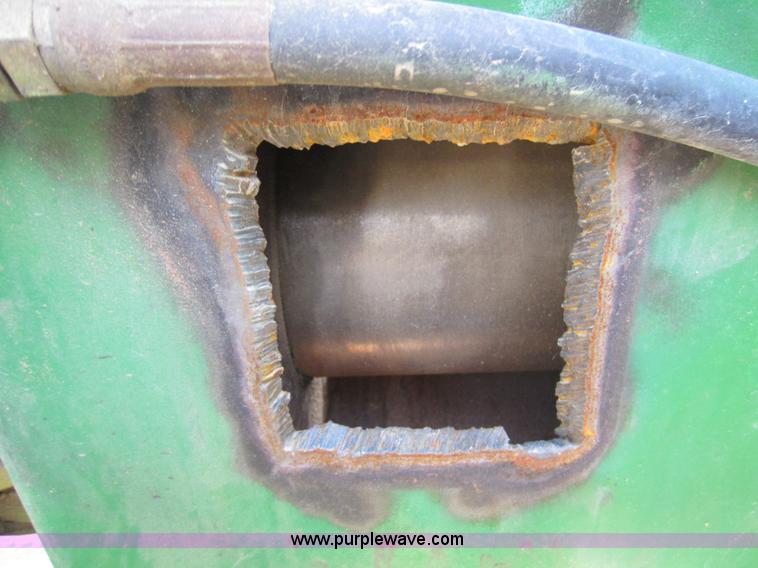 image for item A5596 1998 John Deere 9200 4WD tractor