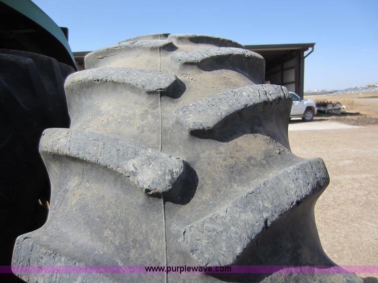 image for item A5596 1998 John Deere 9200 4WD tractor