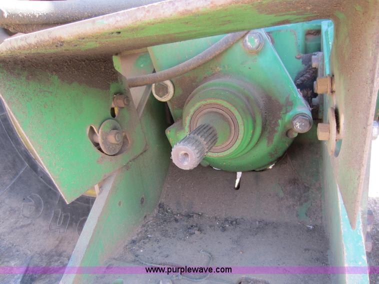 image for item A5596 1998 John Deere 9200 4WD tractor