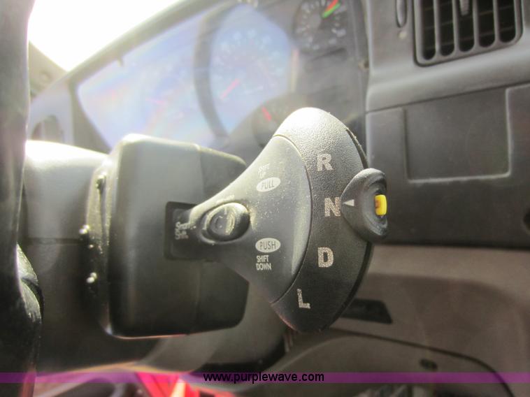 image for item A5601 2000 Sterling A9500 semi