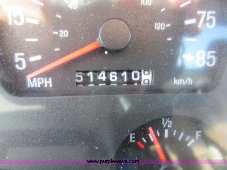 image for item A5601 2000 Sterling A9500 semi