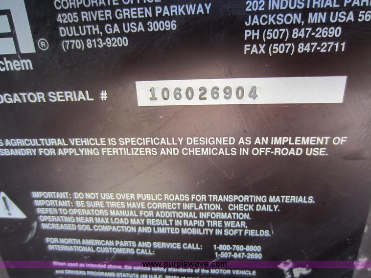 image for item A5606 2004 Ag-Chem RoGator 1064 sprayer