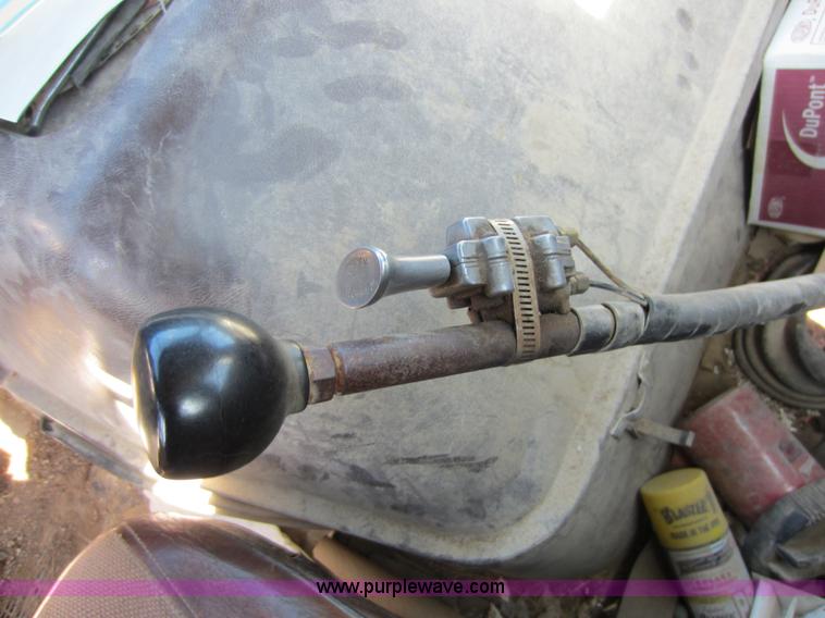 image for item A5607 1980 International F2275 flat bed truck