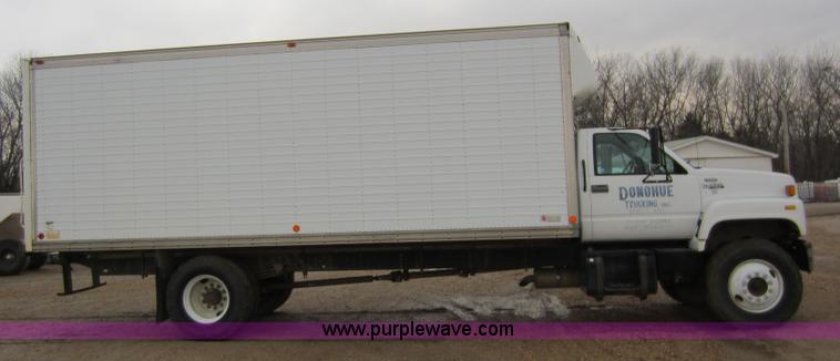 image for item A5609 1994 GMC TopKick box truck