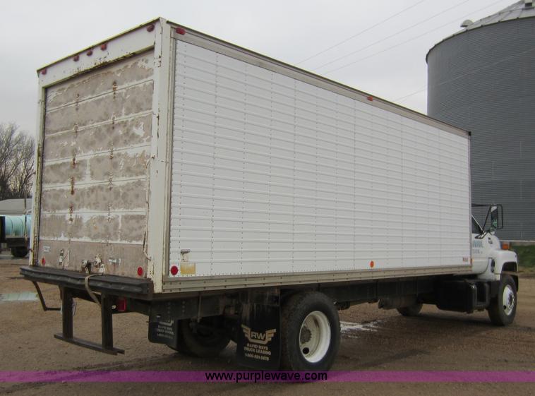 image for item A5609 1994 GMC TopKick box truck