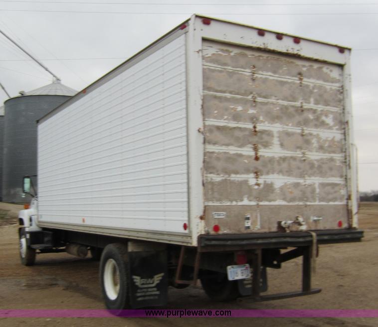 image for item A5609 1994 GMC TopKick box truck