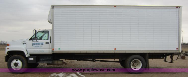 image for item A5609 1994 GMC TopKick box truck