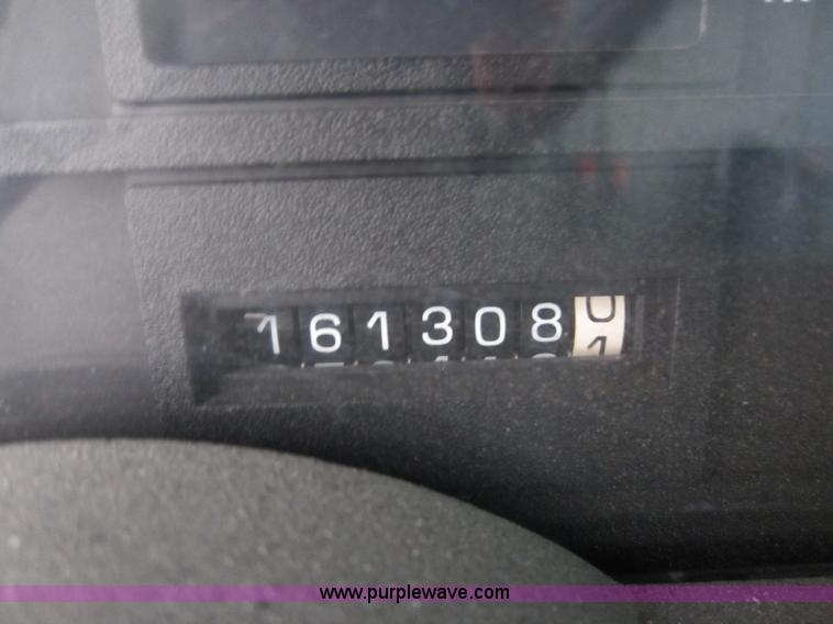 image for item A5609 1994 GMC TopKick box truck