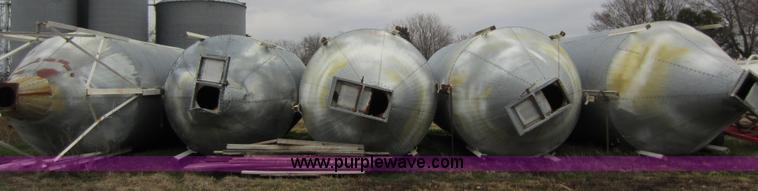 image for item A5611 (4) hopper bottom bins