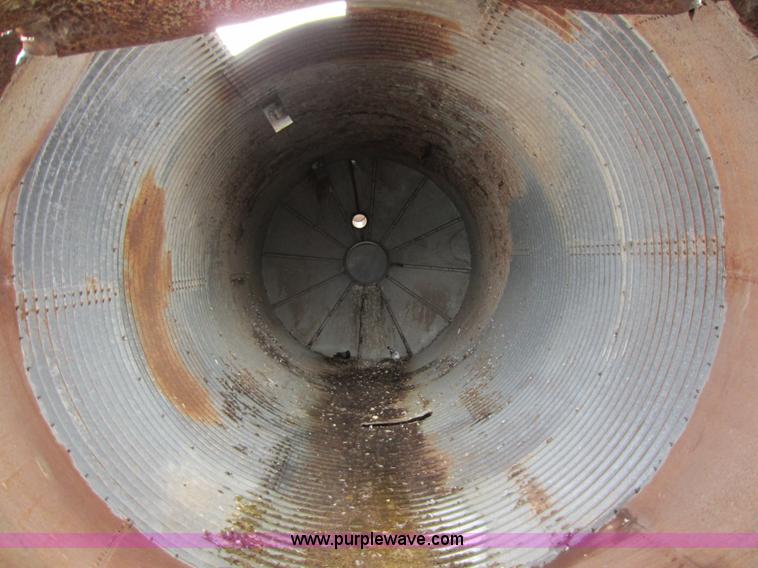 image for item A5611 (4) hopper bottom bins