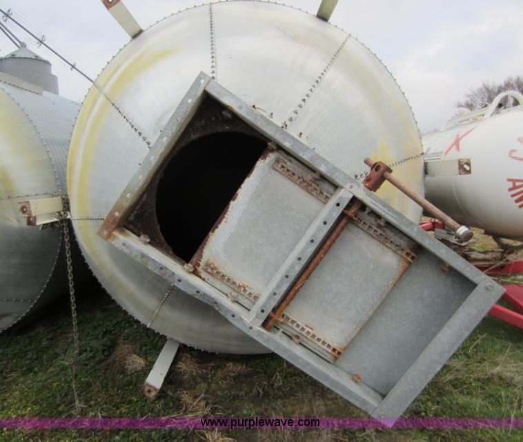 image for item A5611 (4) hopper bottom bins