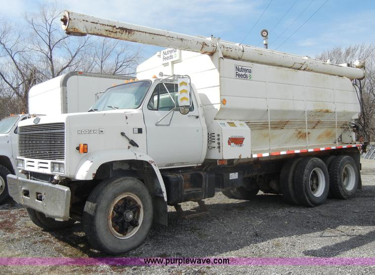 image for item A5613 1989 Chevrolet Kodiak feed truck