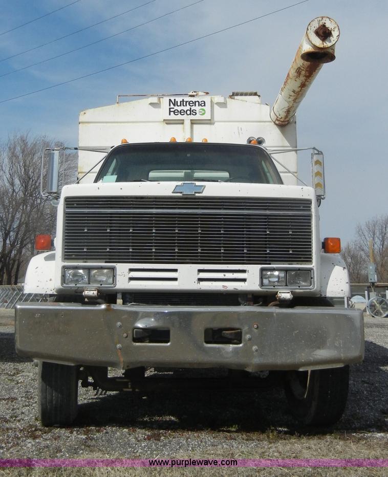 image for item A5613 1989 Chevrolet Kodiak feed truck