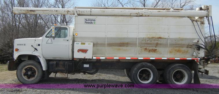 image for item A5613 1989 Chevrolet Kodiak feed truck