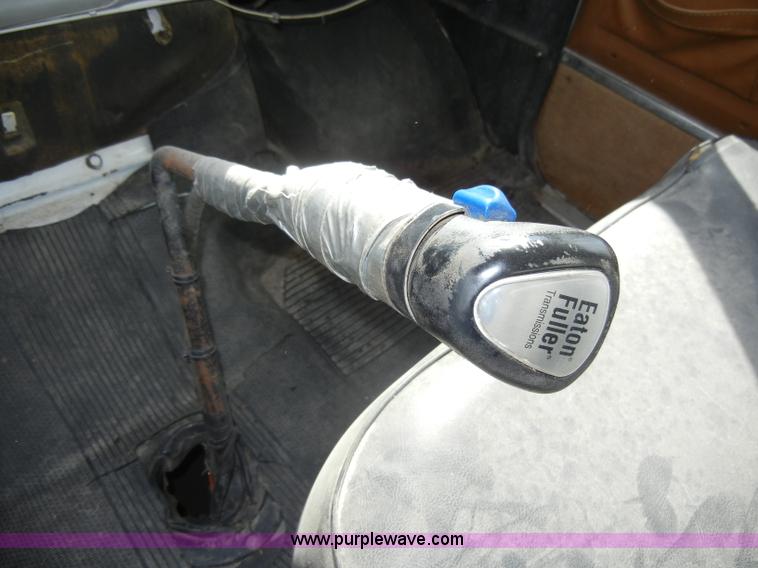 image for item A5613 1989 Chevrolet Kodiak feed truck